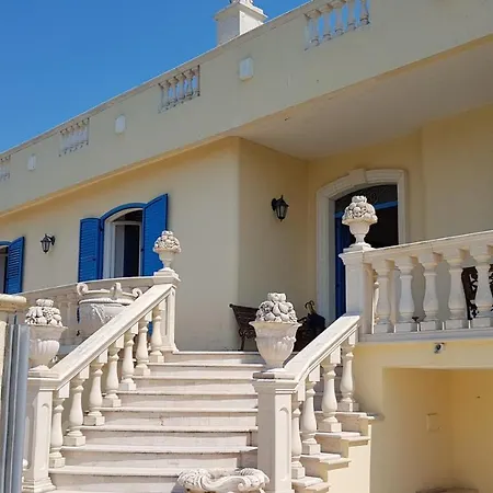 Liberta - Casa Fronte Mare Villa Torre Suda